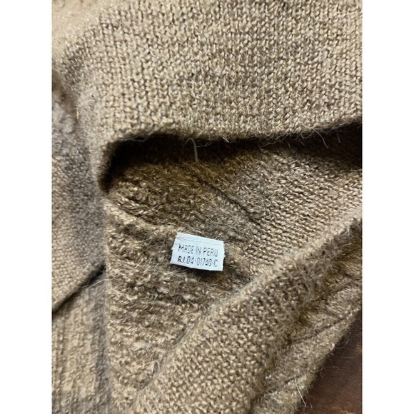 Made In Peru Luxury Cashmere Alpaca V-Neck Long Sleeve Sweater READ BELOW - Picture 5 of 7